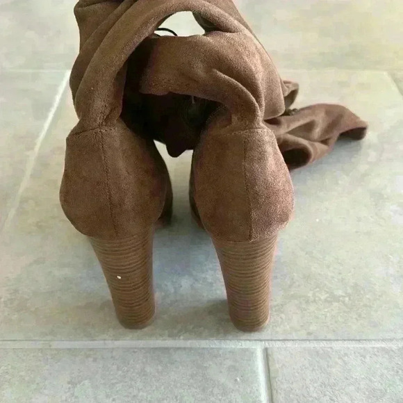 Brown Over the Knee Heel Boots - Picture 3 of 4